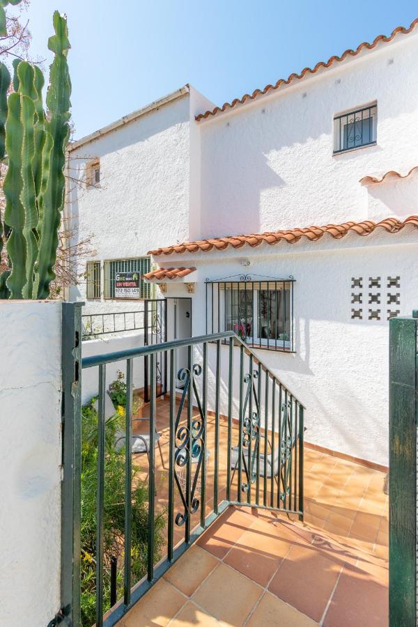 فيلا R30-Casa Junto Al Mar, Preciosas Vistas روساس المظهر الخارجي الصورة